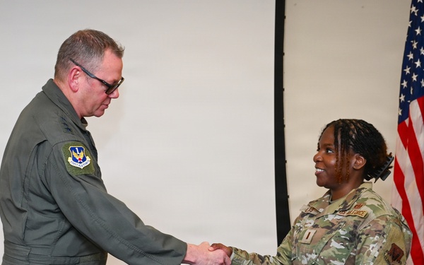 U.S. Air Force Lt. Gen. Luke Ahmann, Commander, Continental U.S. North American Aerospace Defense Command Region; Commander, 1st Air Force (U.S. Air Forces Northern and U.S. Air Forces Space) visits the 177th Fighter Wing, New Jersey Air national Guard