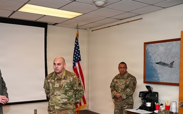 U.S. Air Force Lt. Gen. Luke Ahmann, Commander, Continental U.S. North American Aerospace Defense Command Region; Commander, 1st Air Force (U.S. Air Forces Northern and U.S. Air Forces Space) visits the 177th Fighter Wing, New Jersey Air national Guard
