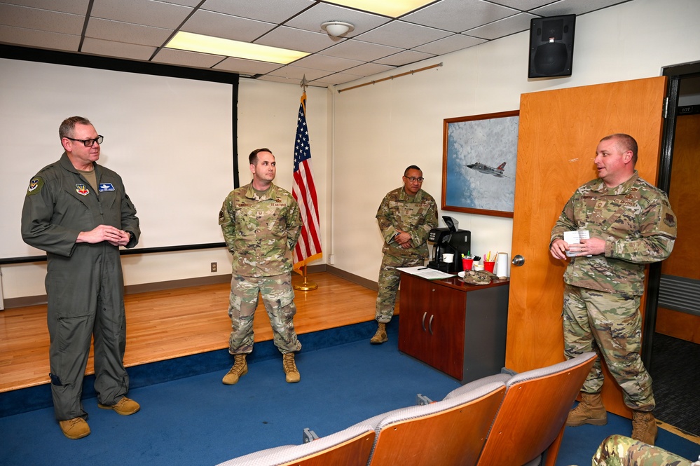 U.S. Air Force Lt. Gen. Luke Ahmann, Commander, Continental U.S. North American Aerospace Defense Command Region; Commander, 1st Air Force (U.S. Air Forces Northern and U.S. Air Forces Space) visits the 177th Fighter Wing, New Jersey Air national Guard