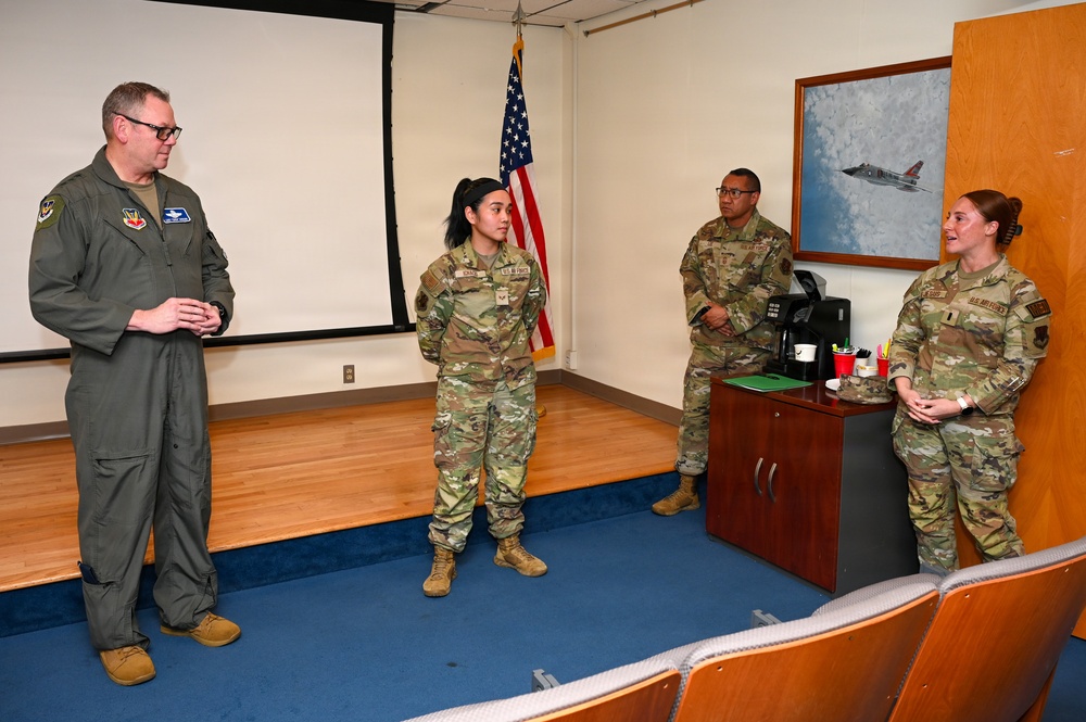U.S. Air Force Lt. Gen. Luke Ahmann, Commander, Continental U.S. North American Aerospace Defense Command Region; Commander, 1st Air Force (U.S. Air Forces Northern and U.S. Air Forces Space) visits the 177th Fighter Wing, New Jersey Air national Guard