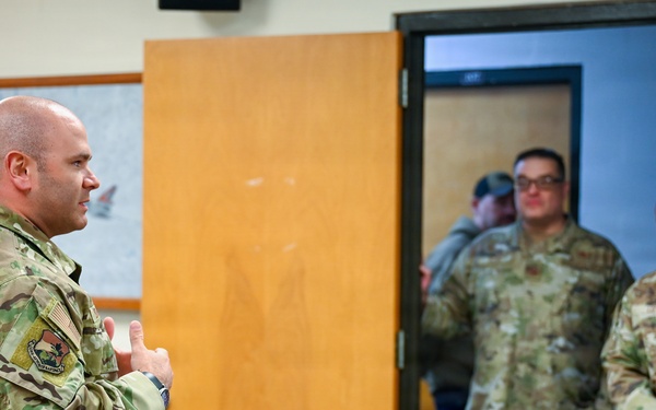 U.S. Air Force Lt. Gen. Luke Ahmann, Commander, Continental U.S. North American Aerospace Defense Command Region; Commander, 1st Air Force (U.S. Air Forces Northern and U.S. Air Forces Space) visits the 177th Fighter Wing, New Jersey Air national Guard