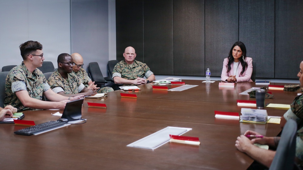 Director of National Intelligence Visits I MEF at Camp Pendleton