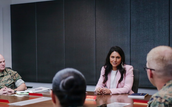 Director of National Intelligence Visits I MEF at Camp Pendleton