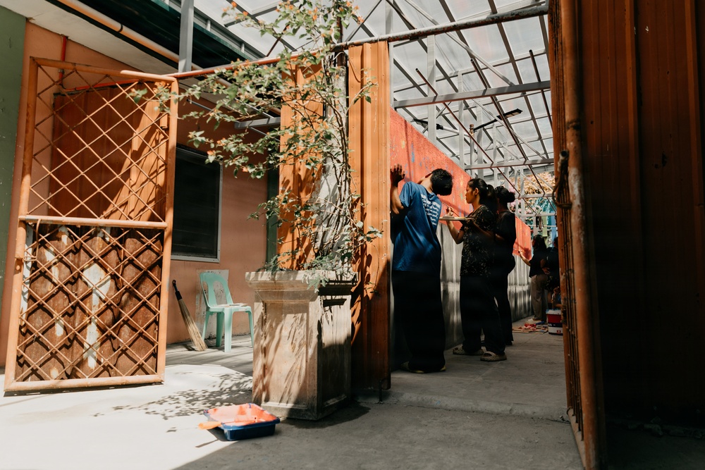 Task Force Ashland Marines, Sailors Volunteer at Philippine Orphanage