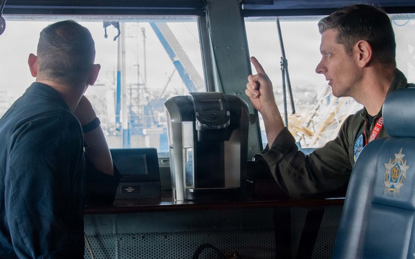 Ike Conducts Planned Incremental Availability maintenance period