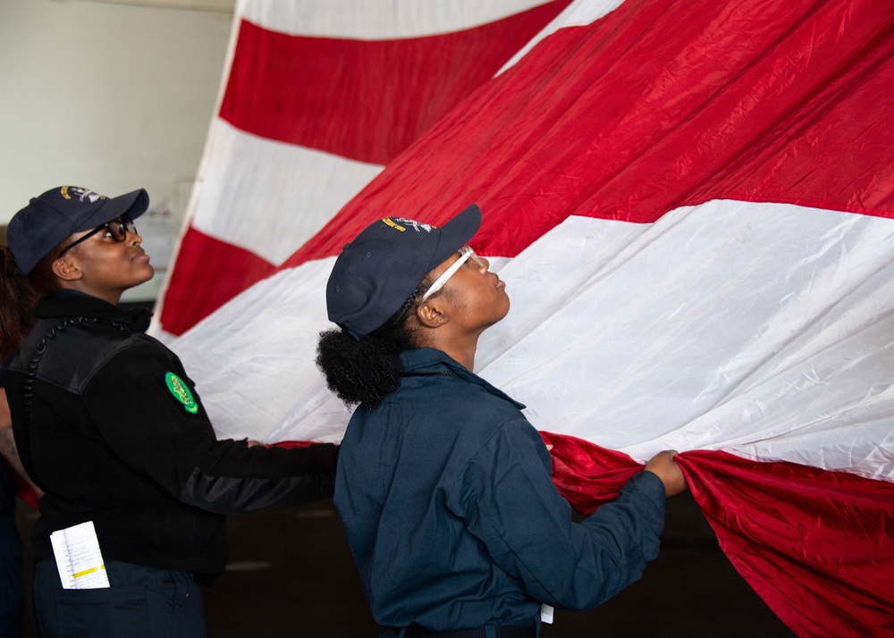 Ike Conducts Planned Incremental Availability maintenance period