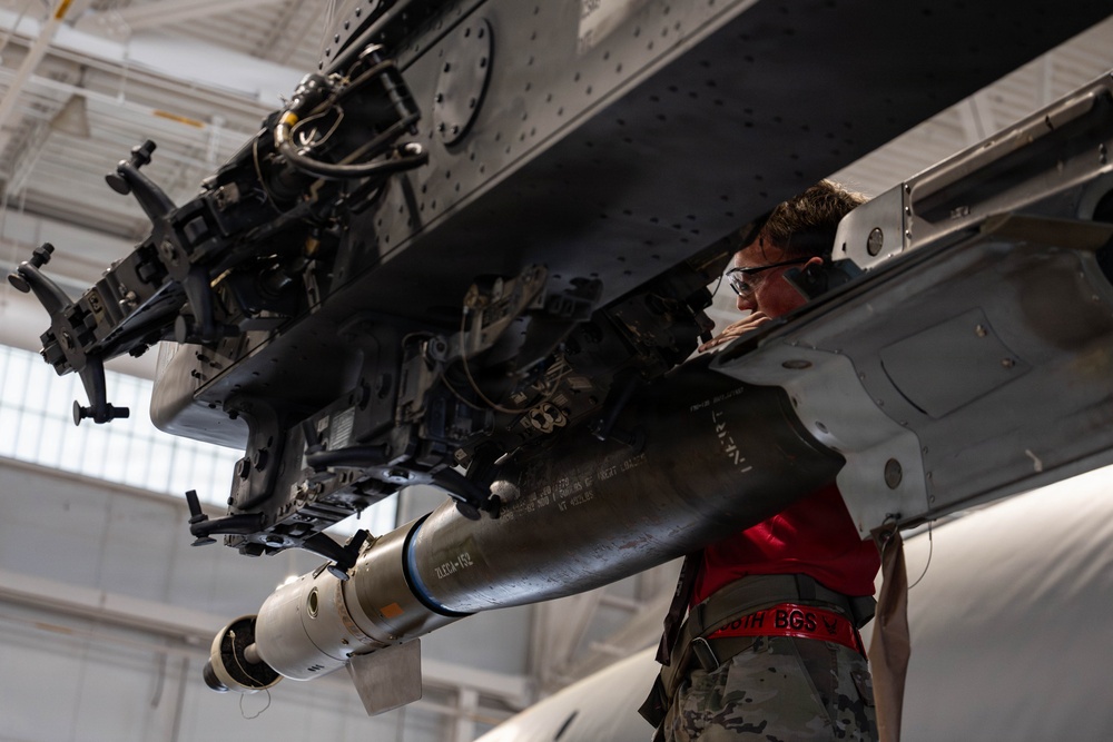 Barksdale hosts 1st Quarter Loading Competition