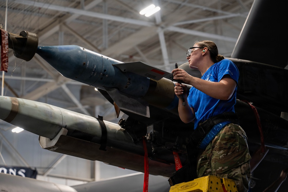 Barksdale hosts 1st Quarter Loading Competition