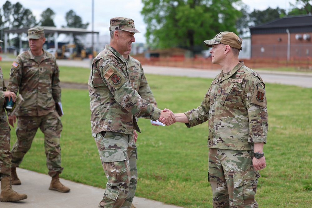 Chief of NGB visits Ebbing ANGB