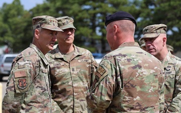 Chief of NGB Visits Ebbing ANGB