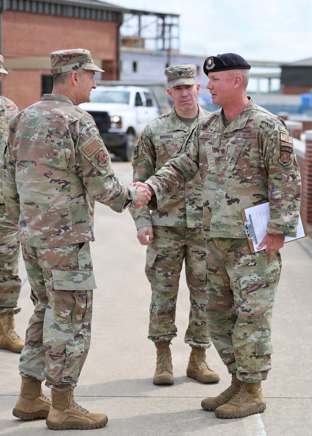 Chief of NGB Visits Ebbing ANGB