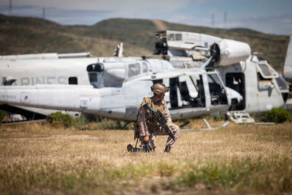 13th MEU Marines participate in Vertical Assault Raid Course