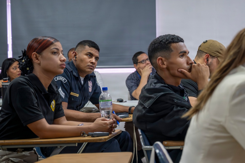 Missouri National Guard conducts public affairs knowledge exchange with Panamanian agencies