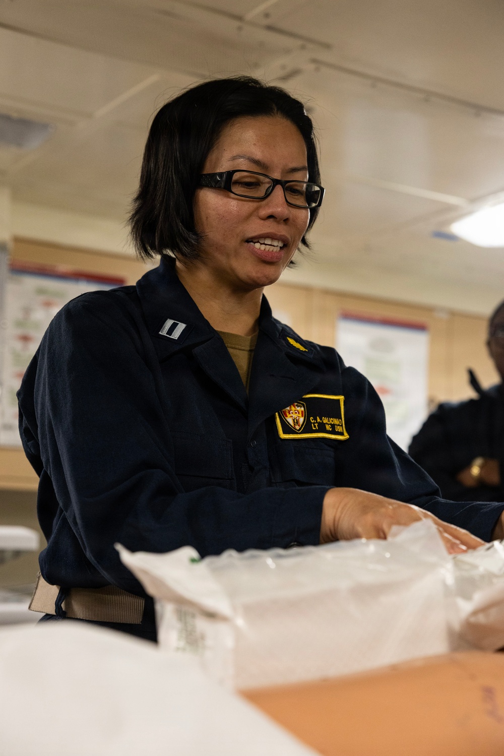 Sailors from USS John P. Murtha, Fleet Surgical Teams 1 and 9, Naval Medical Center San Diego conduct medical drill ahead of Artemis II recovery operations