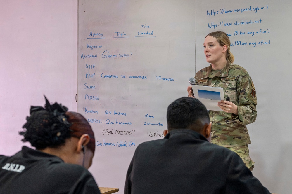 Missouri National Guard conducts public affairs knowledge exchange with Panamanian agencies