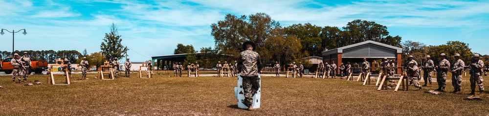 Golf Company Grass Week