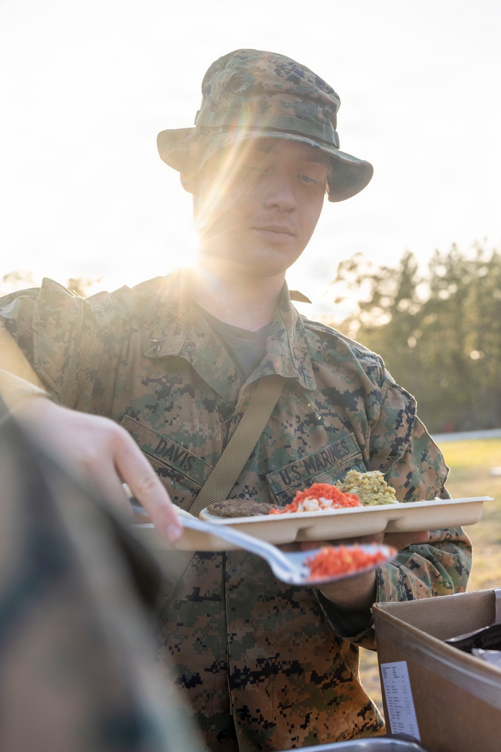 2nd Marine Logistics Group Provides Hot Meals to Marines, Sailors During 2nd Medical Battalion’s Certification Exercise