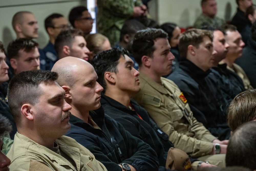 CNO holds all-hands call with MCPON on Portsmouth Naval Shipyard