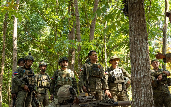 25th Infantry Division and Philippine soldiers rehearse for upcoming bilateral live-fire