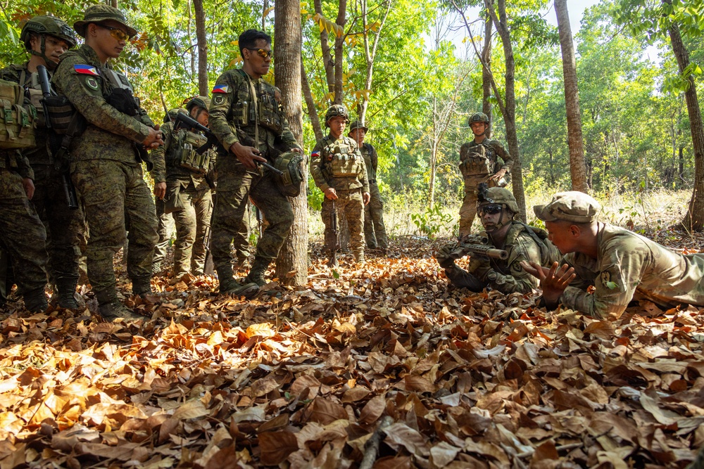 25th Infantry Division and Philippine soldiers rehearse for upcoming bilateral live-fire