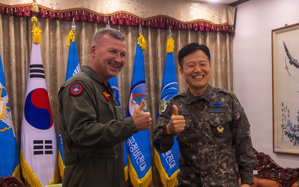 1st MAW Commanding General conducts site visit at Gwangju Air Base
