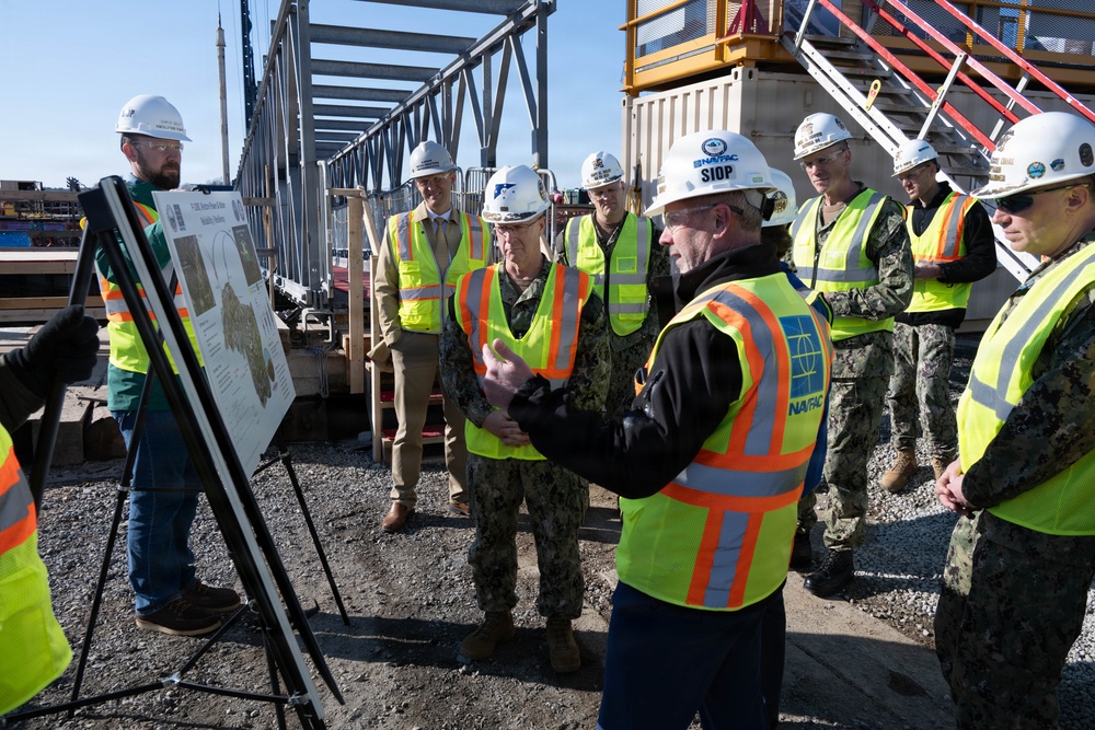 CNO and MCPON tour Portsmouth Naval Shipyard