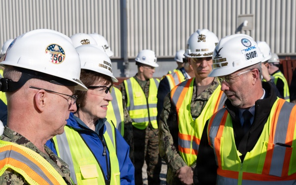 CNO and MCPON tour Portsmouth Naval Shipyard