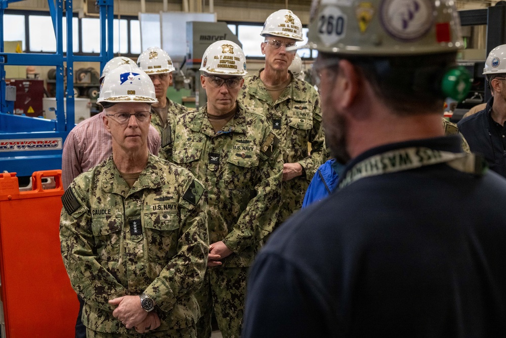 CNO and MCPON tour Portsmouth Naval Shipyard