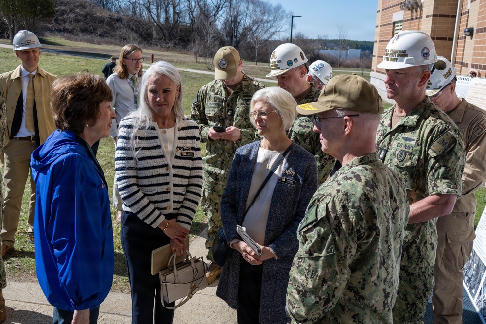 CNO and MCPON tour Portsmouth Naval Shipyard
