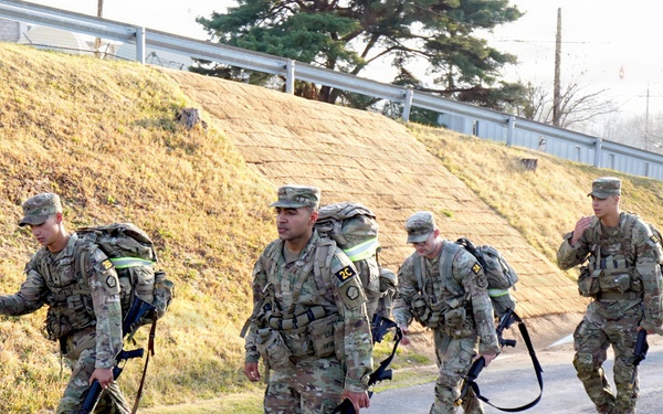 19th ESC Soldiers compete for top honors in Best Squad Competition at Camp Carroll