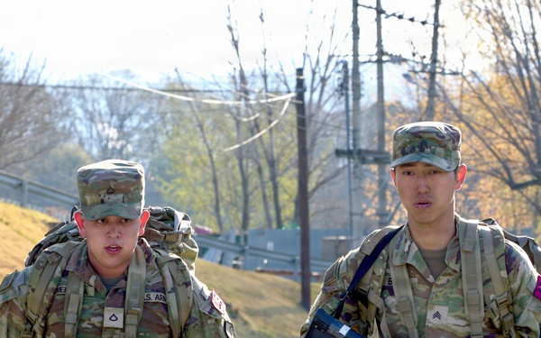 19th ESC Soldiers compete for top honors in Best Squad Competition at Camp Carroll