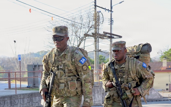 19th ESC Soldiers compete for top honors in Best Squad Competition at Camp Carroll