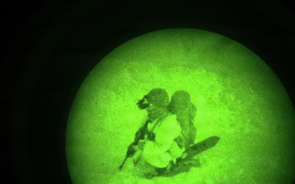 Alaska Army National Guardsmen and Mongolian Armed Forces share infantry skills