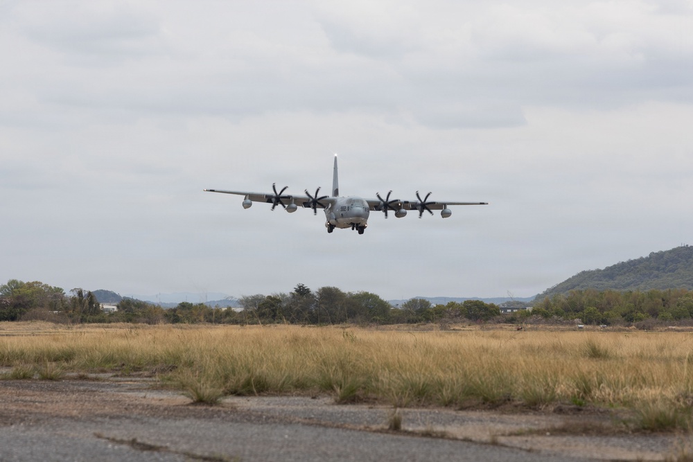 VMGR-152 makes first landing on Gifu airstrip