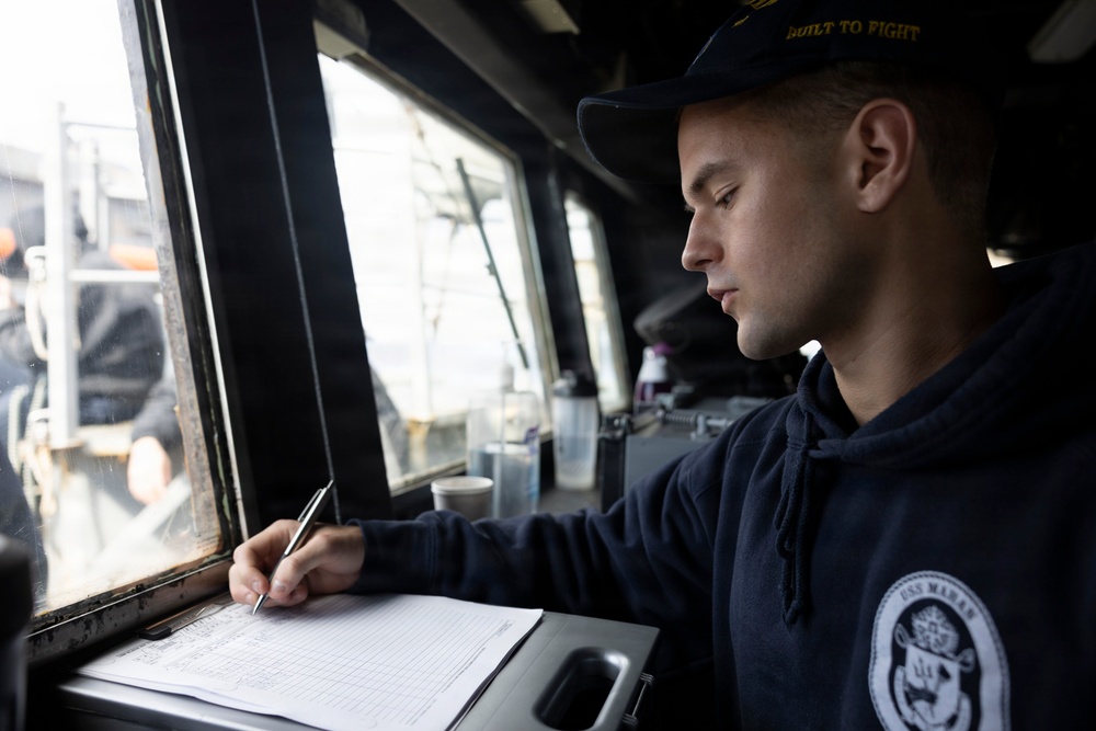 USS Mahan (DDG 72) Replenishment-at-Sea
