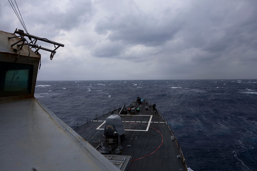 USS Mahan (DDG 72) Routine Operations