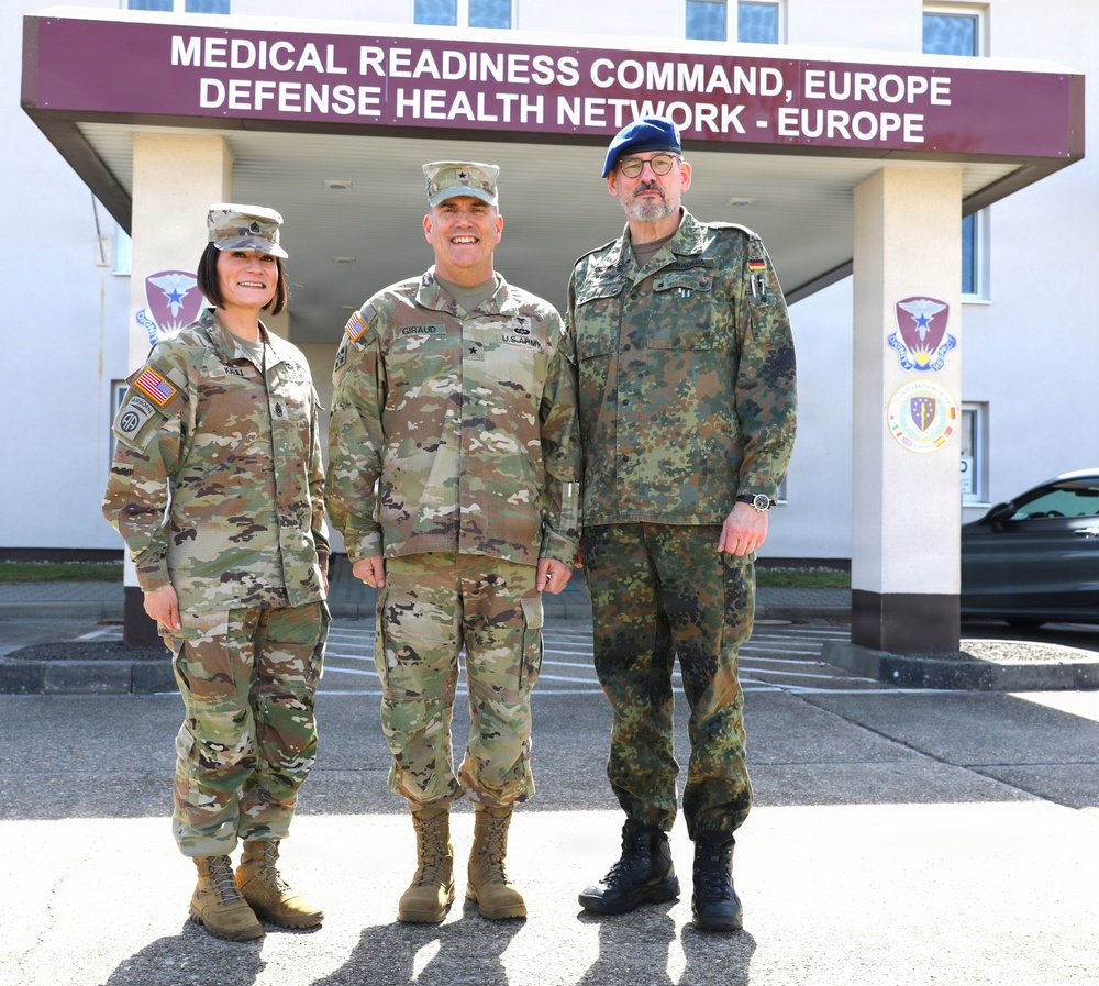 Medical Readiness Command, Europe hosts meeting with senior German Bundeswehr medical leader