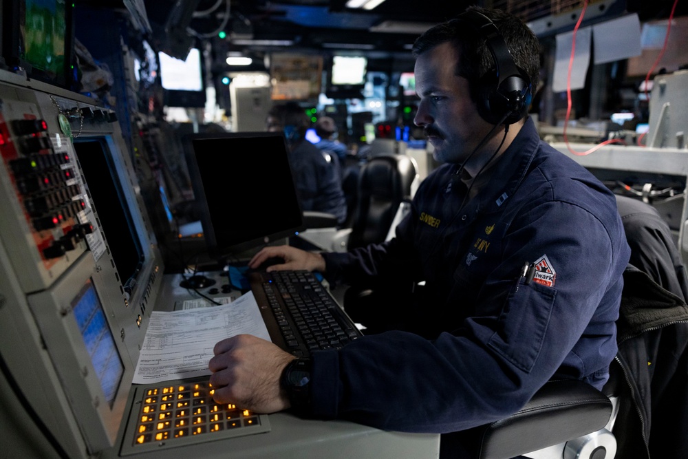 USS Mahan (DDG 72) Routine Operations