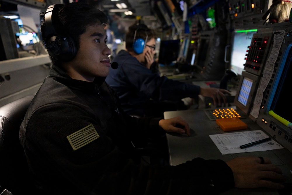 USS Mahan (DDG 72) Routine Operations