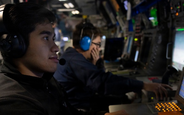 USS Mahan (DDG 72) Routine Operations