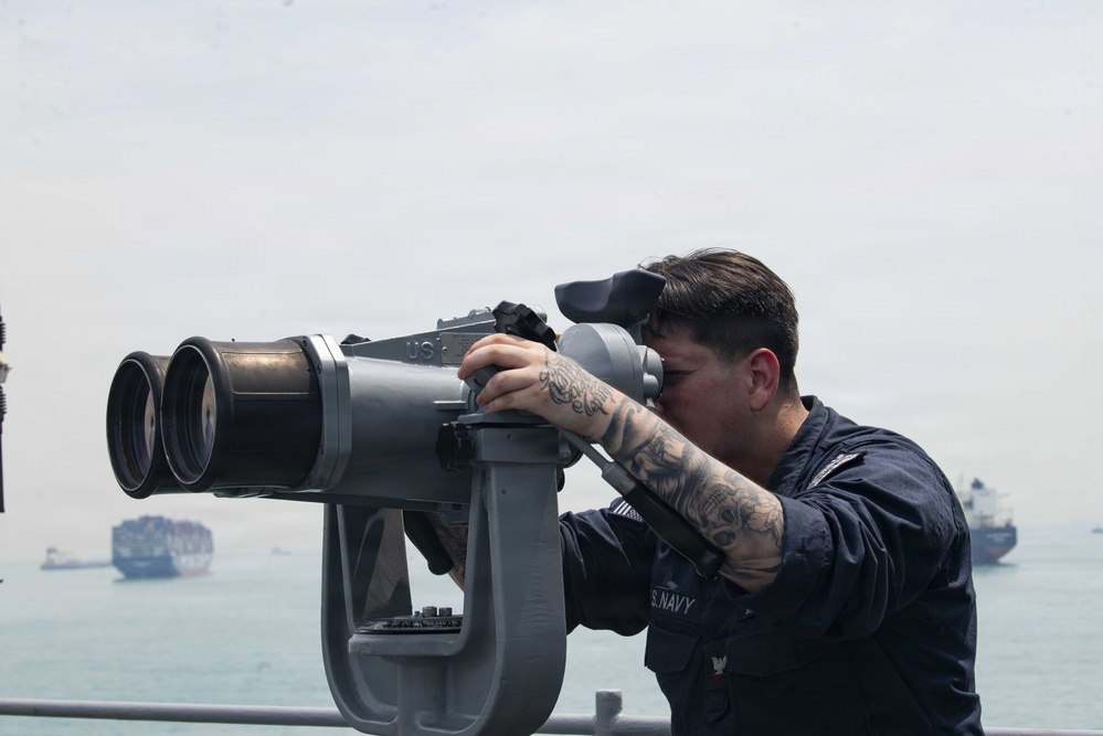 USS Blue Ridge (LCC 19) departs Changi, Singapore