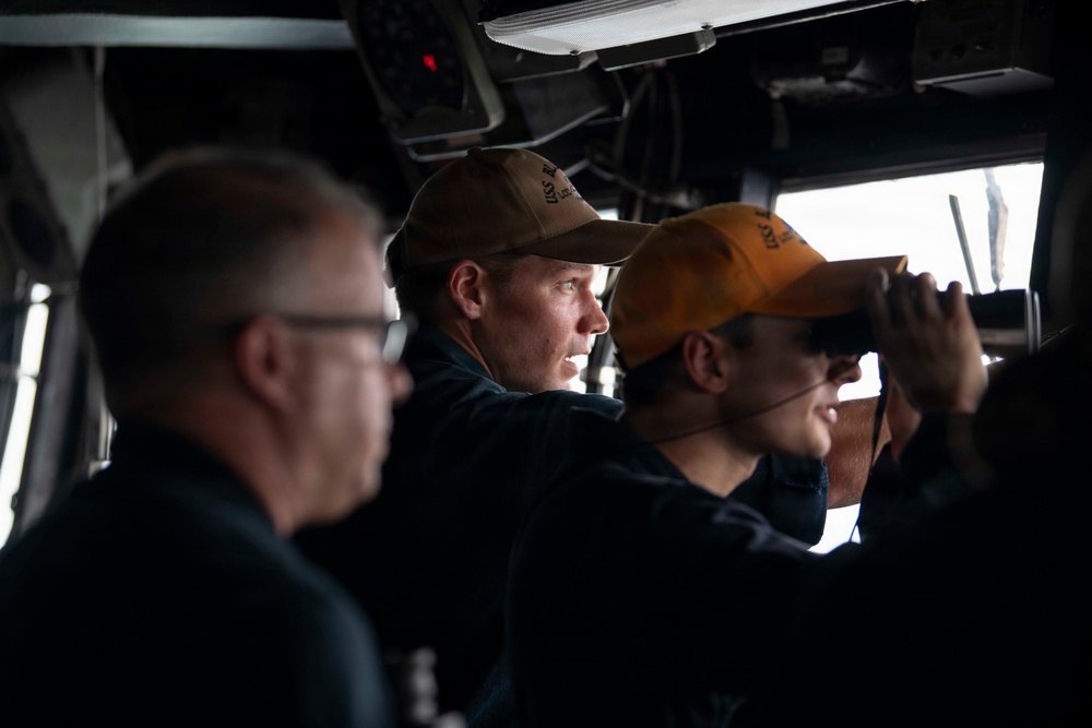USS Blue Ridge (LCC 19) departs Changi, Singapore