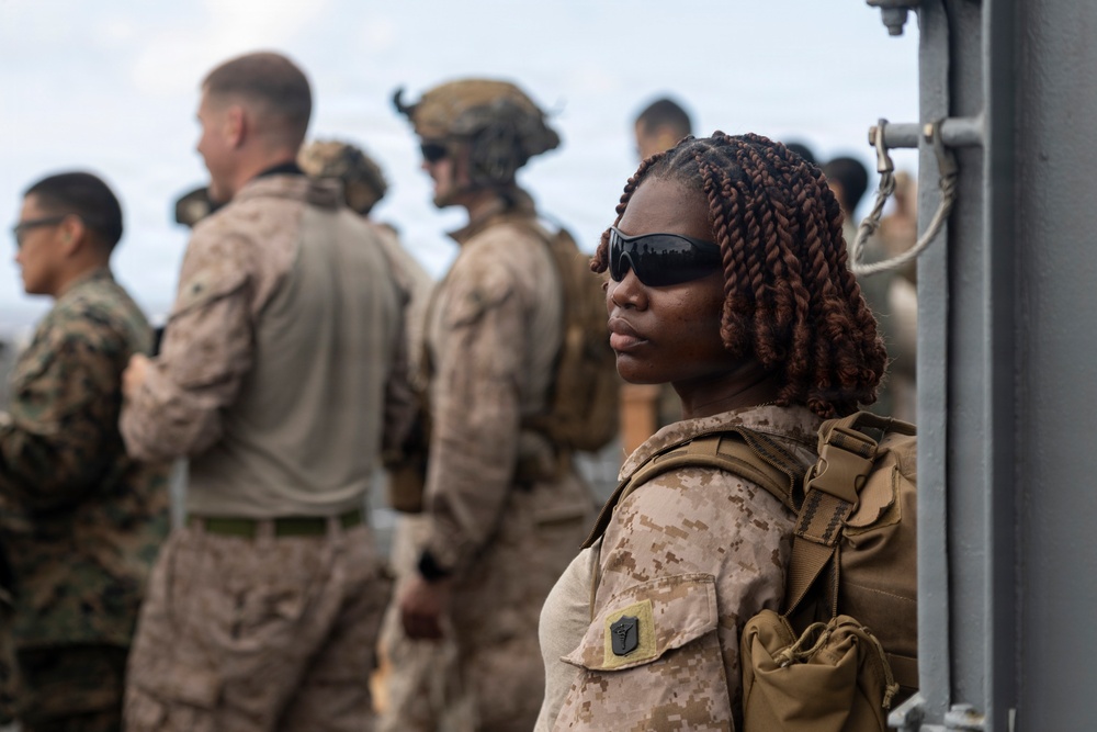11th MEU Marines Conduct Marksmanship Training Aboard USS Boxer