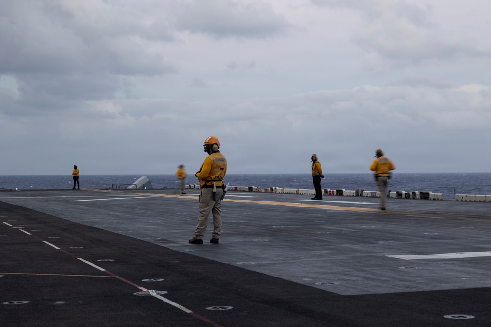 11th MEU Marines, Sailors Conduct Flight Operations Aboard USS Boxer