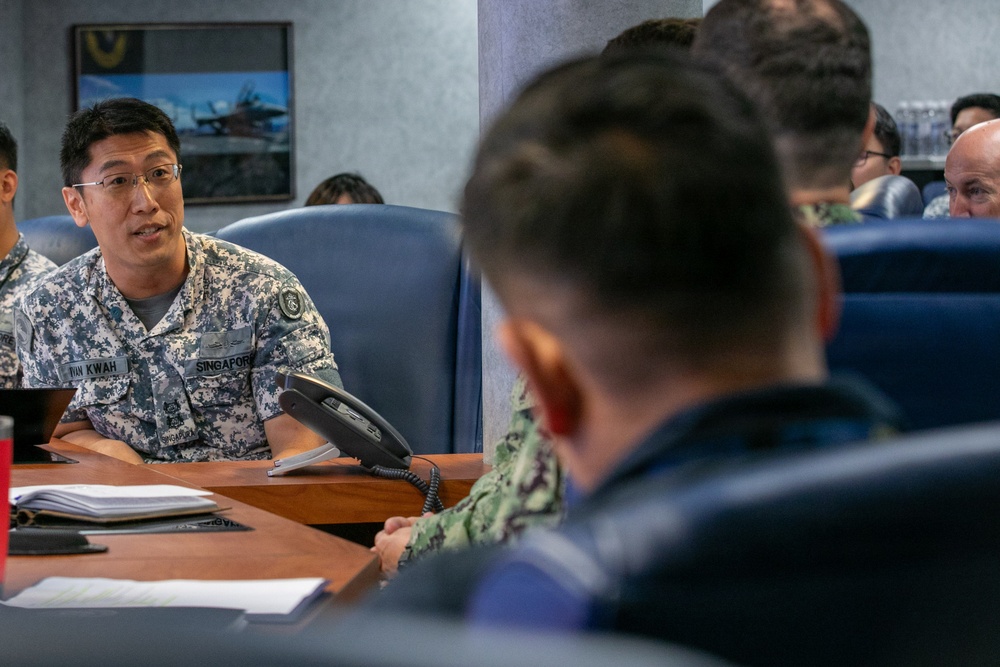 C7F Hosts Staff Talks with Republic of Singapore Navy Aboard Blue Ridge