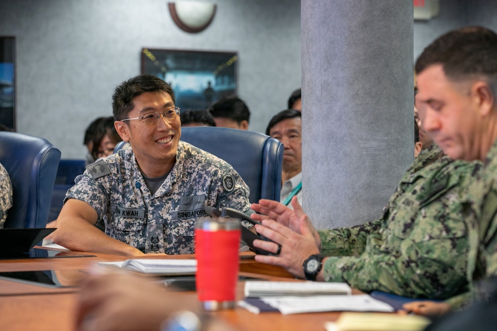 C7F Hosts Staff Talks with Republic of Singapore Navy Aboard Blue Ridge