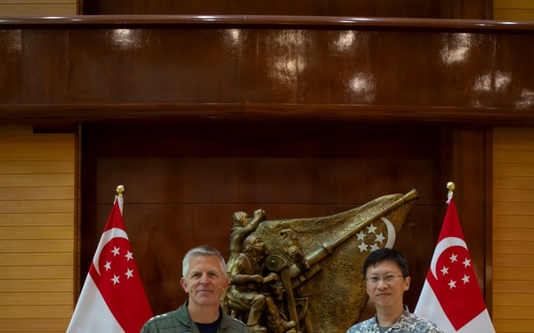 C7F Visits Republic of Singapore Navy Fleet Commander