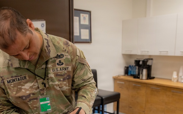 U.S. Army Deputy Commanding General for Interoperability, Land Forces and Operations Command France visits V Corps Headquarters