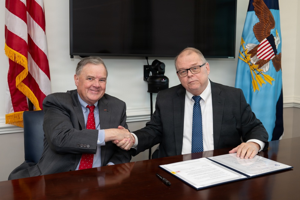 DoW  DCFO and IG Signing Ceremony