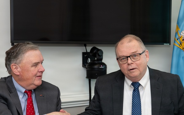 DoW  DCFO and IG Signing Ceremony